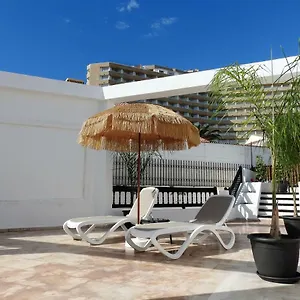 https://holiday-studio-1.tenerifehoteles.net